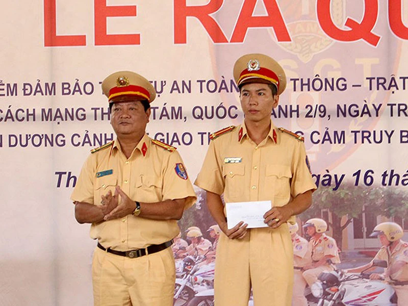 CSGT không làm ngơ trước trộm, cướp ảnh 3 CSGT không làm ngơ trước trộm, cướp ảnh 3