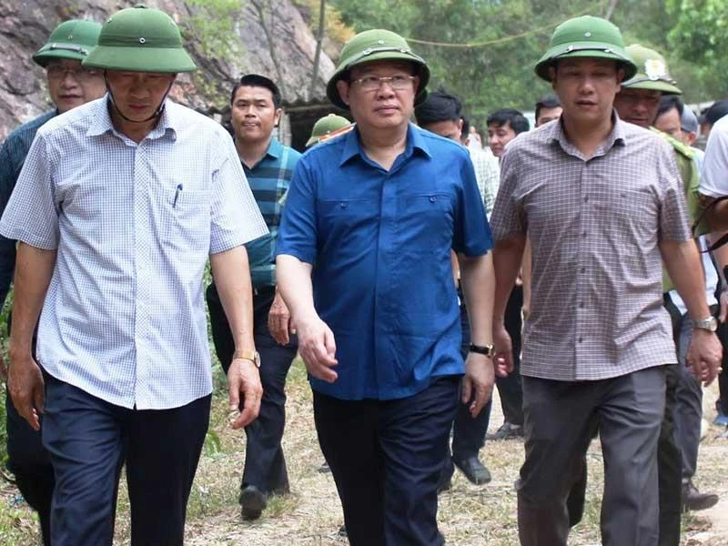 Rừng ở 5 tỉnh miền Trung bị cháy ảnh 2