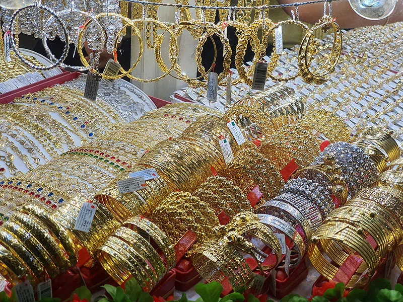 Giá vàng nổi sóng, lo ‘bọ vàng’ tái xuất trở lại ảnh 2