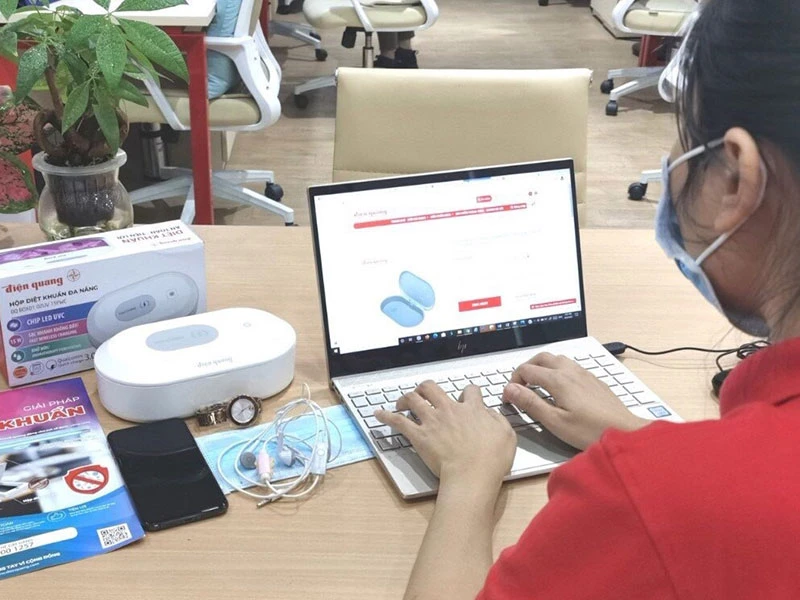 Tôn vinh doanh nhân bứt phá, kiến tạo trong dịch COVID-19 ảnh 2