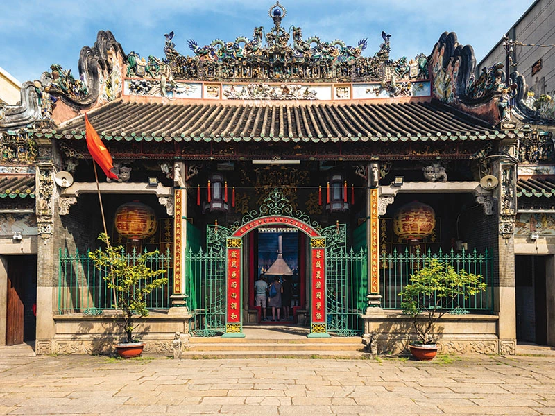 Miếu Bà Thiên Hậu ở Chợ Lớn, Sài Gòn, Việt Nam, có thể được hoàn thành vào năm 1830. Ảnh: shutterstock