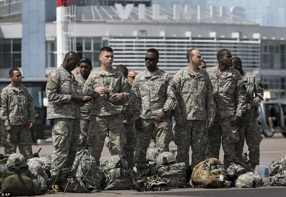 Phương Tây rầm rộ chuẩn bị cho đợt tập trận lớn nhất lịch sử ảnh 11