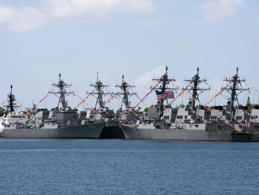 Tàu chiến từ 25 nước tham gia cuộc tập trận Thái Bình Dương ngoài khơi Hawaii. 