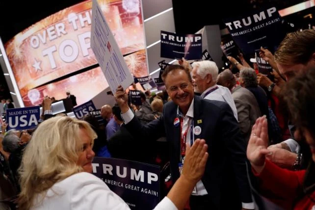 Donald Trump giành chiến thắng