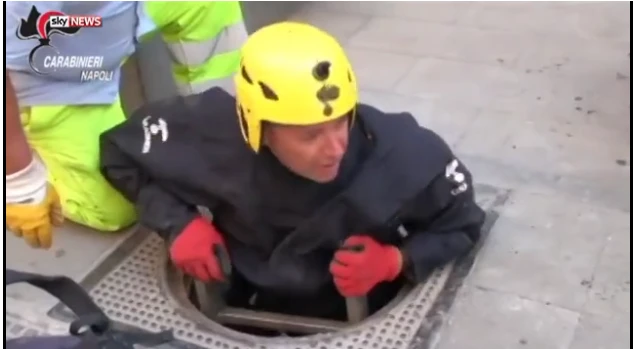 Ý bắt giữ băng đảng 'siêu đạo chích' đào hầm cướp trang sức ảnh 1