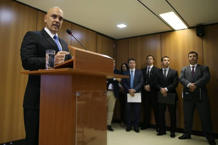 Bộ trưởng Tư pháp Brazil Alexandre de Moraes, nhóm bị bắt giữ "hoàn toàn nghiệp dư" và "không có tổ chức"