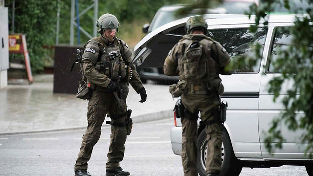 mọi người dân cần sự chuẩn bị thích hợp cho những diễn tiến đe dọa sự tồn vong của đất nước