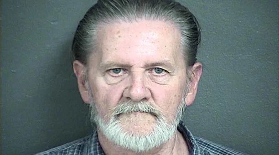 Cụ ông cướp ngân hàng để vào tù … trốn vợ