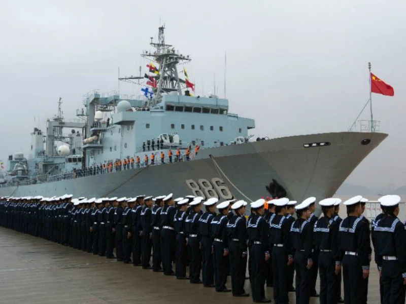 Đội tàu hải quân Trung Quốc rầm rộ thăm Campuchia ảnh 1