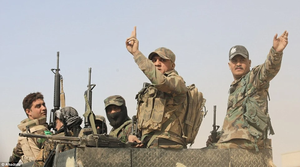 Mosul bị bao vây, tướng lĩnh IS đưa vợ con bỏ trốn