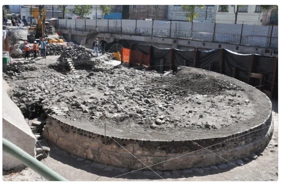 Mexico khai quật đền thờ 650 năm tuổi dưới siêu thị