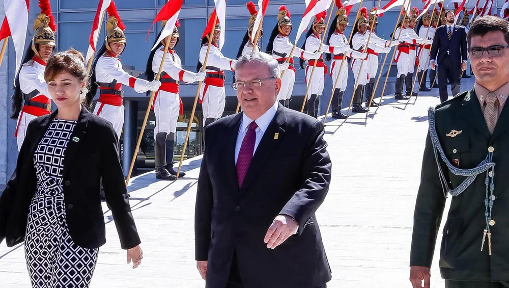 Nghi ngờ Đại sứ Hy Lạp tại Brazil mất tích