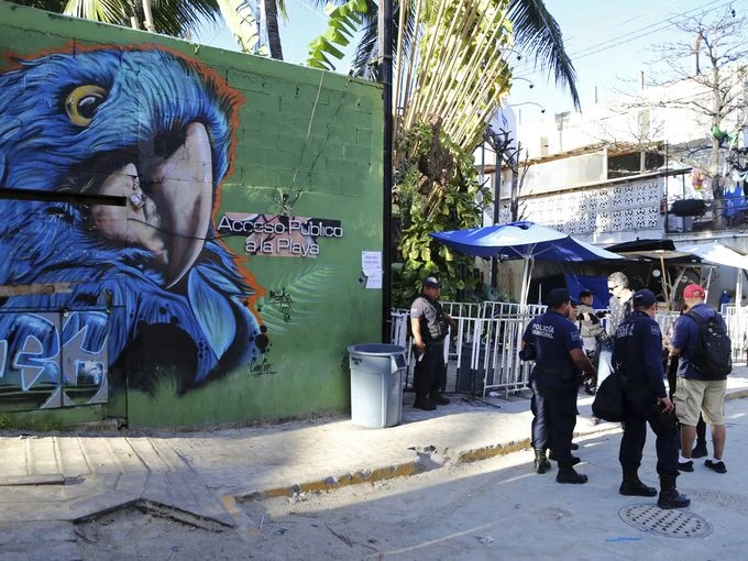 Clip: Xả súng tại lễ hội Mexico, ít nhất 5 người chết ảnh 1