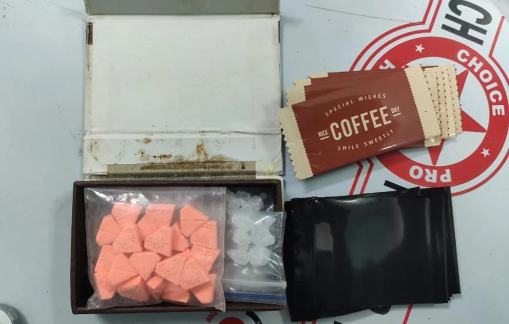 Công an thu giữ tang vật liên quan. Ảnh: CA