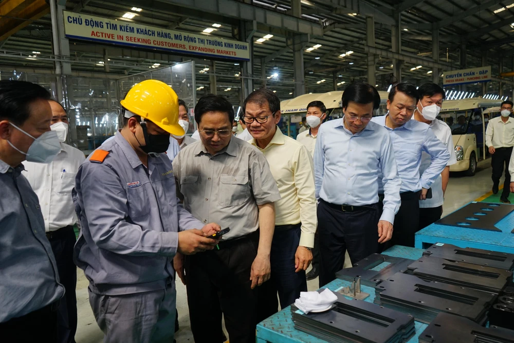 Thủ tướng Phạm Minh Chính làm việc tại Thaco. Ảnh: TN