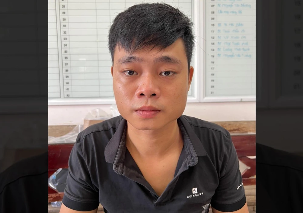 Bửu tại cơ quan công an. Ảnh: CA