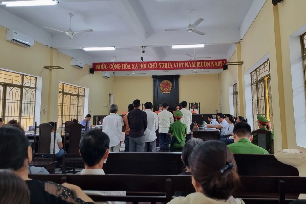 Phiên toà xét xử Hồ Sỹ Thái và đồng phạm. Ảnh: TN