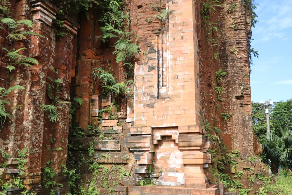 Dự án trùng tu Tháp Chăm Khương Mỹ có tổng mức đầu tư 12,6 tỉ đồng. Ảnh: TN