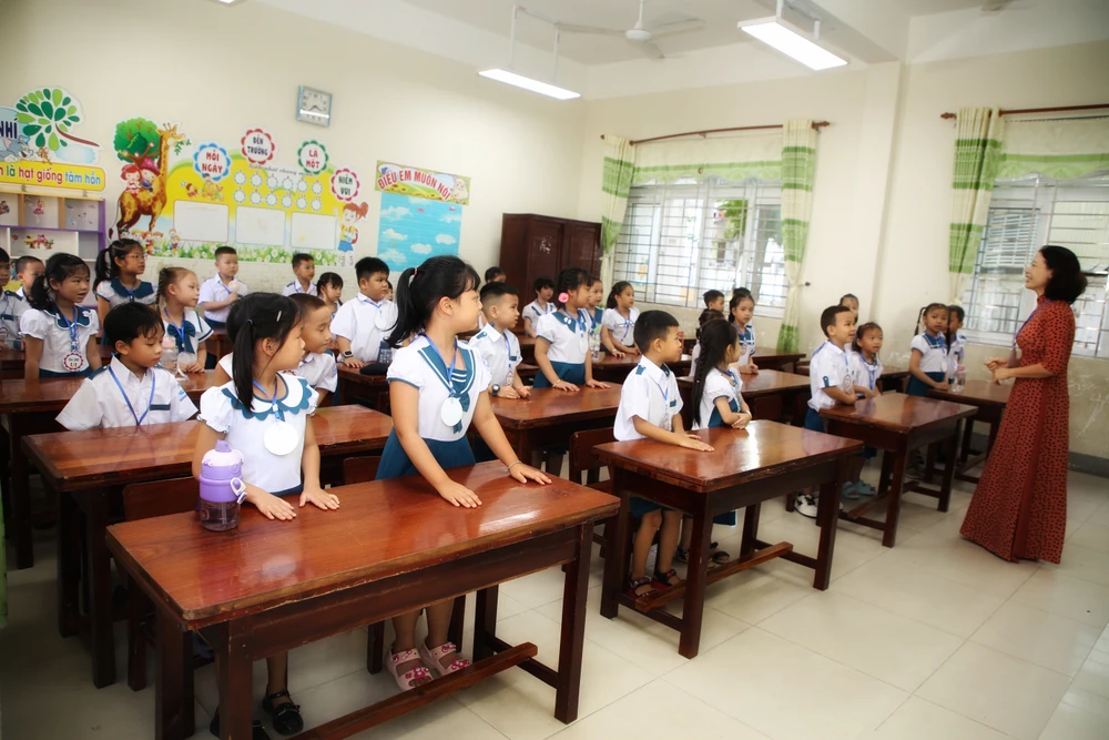 Các trường chủ động tổ chức chương trình buổi Lễ khai giảng năm học 2023-2024. Ảnh: TN