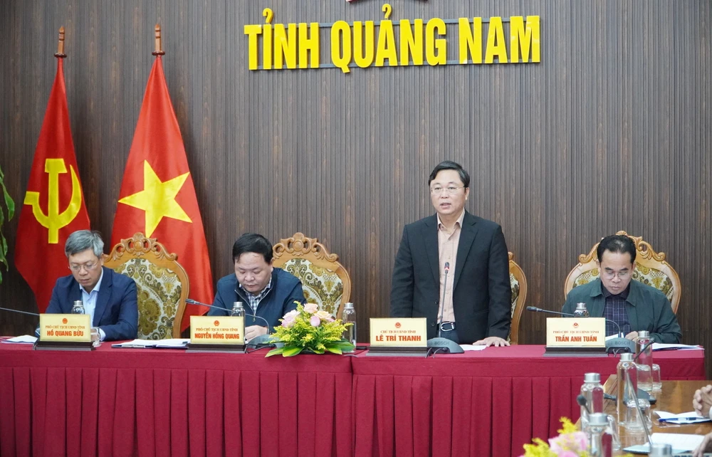 Chủ tịch Quảng Nam Lê Trí Thanh phát biểu tại buổi họp báo