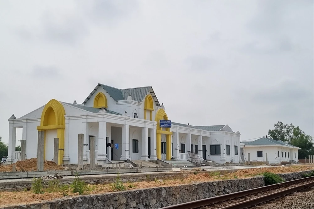 Hạng mục ga Tam Thành chậm bàn giao mặt bằng, chủ tịch huyện Phú Ninh nói chủ đầu tư 'đổ lỗi cho huyện'. Ảnh: TN