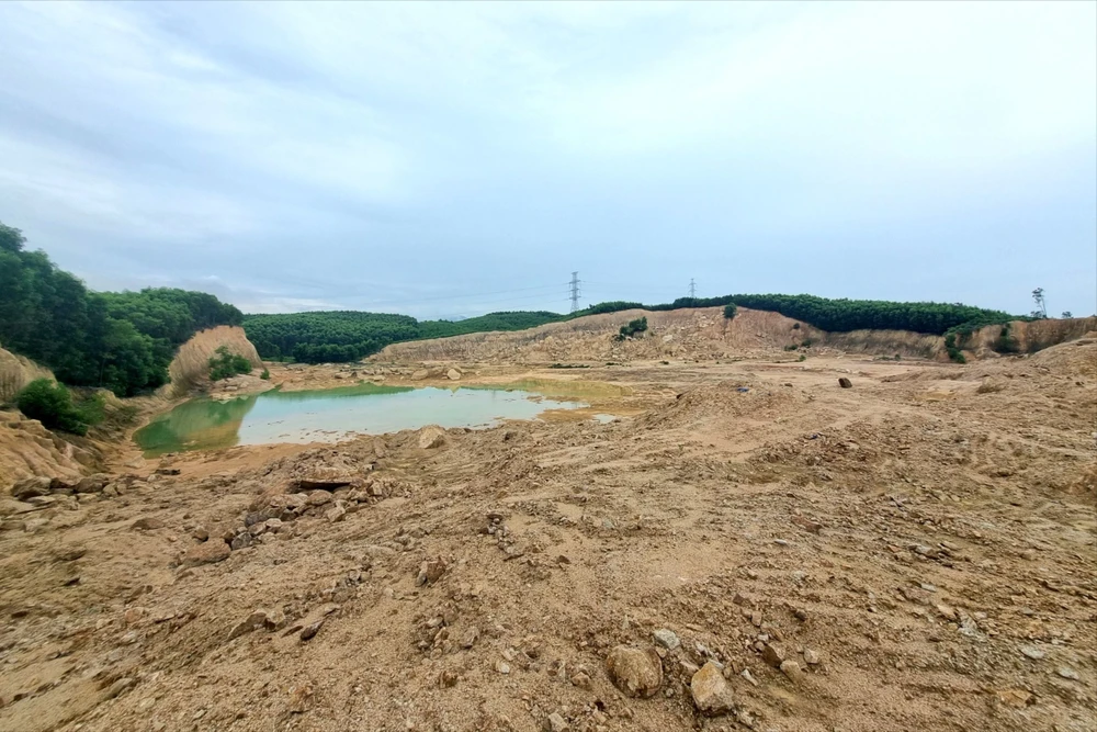 Gần 500.000 m3 đất đã lấy đi nhưng dự án NTND Nỗng Tranh do công ty của con trai cựu bí thư huyện Quế Sơn thực hiện vẫn chưa hình thành. Ảnh: TN