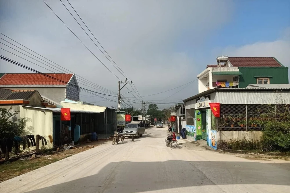 Một góc xã Đức Lợi, nơi có công trình đường xã tổng vốn 3,8 tỉ nhưng sai phạm hơn 1 tỉ. Ảnh: FB