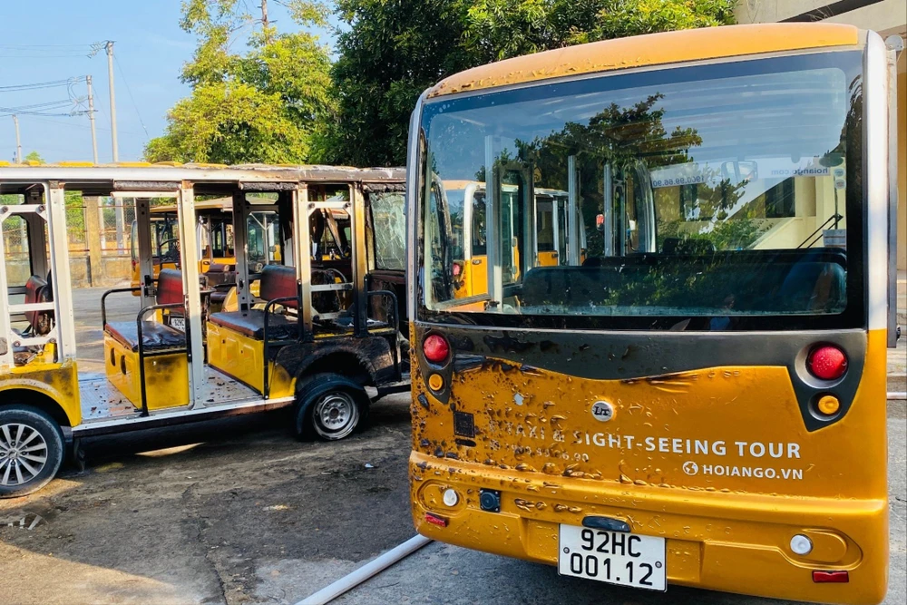 chay-40-xe-dien-du-lich-23.jpeg