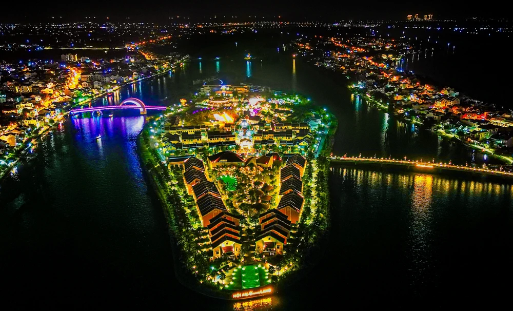 Ký ức Hội An phát thông tin xin lỗi khách hàng sau sự cố đêm diễn ABBA Music Show. Ảnh: Ký ức Hội An.