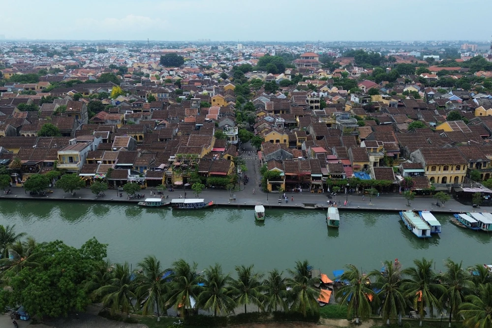 Quảng Nam mở tuyến xe buýt kết nối 2 di sản văn hoá thế giới