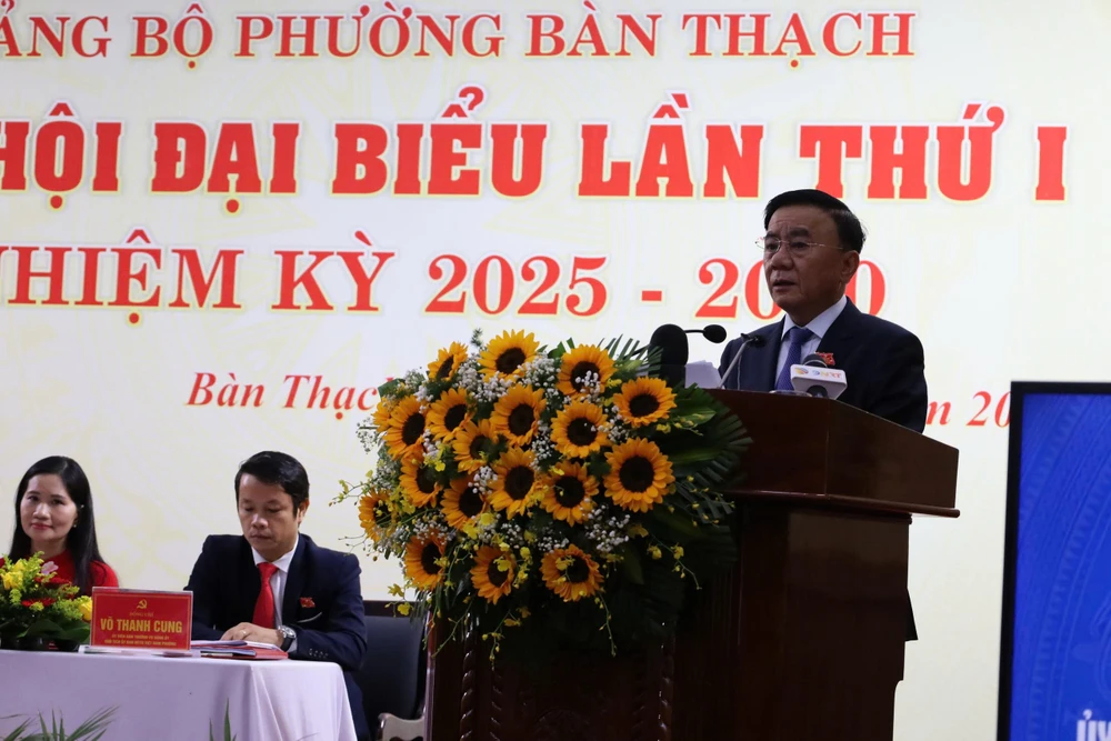 Thường trực Ban Bí thư Trần Cẩm Tú phát biểu chỉ đạo Đại hội. Ảnh: TN
