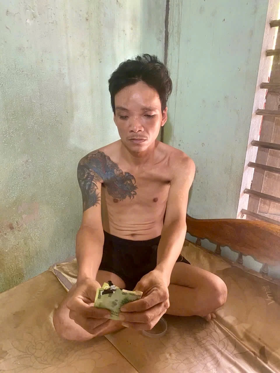 Cánh sát xác định Hiếu Lé là người bán ma tuý. Ảnh: CA