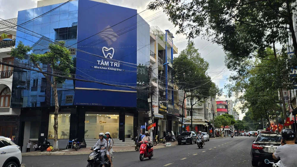 phòng khám nha khoa.jpg