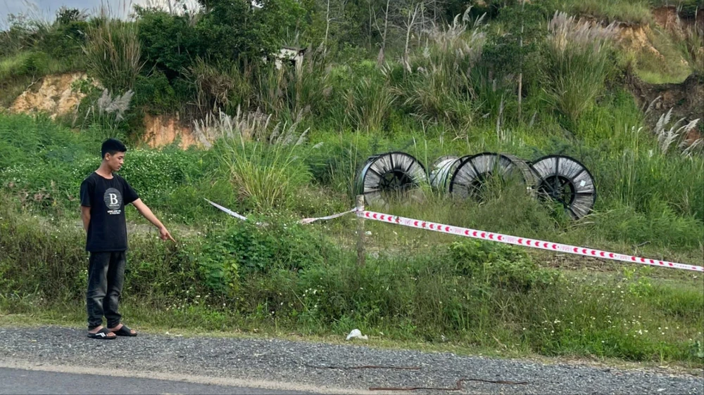 dây cáp điện 1.jpg