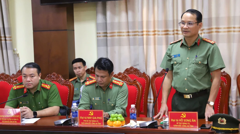 Đại tá Hồ Song Ân.jpg