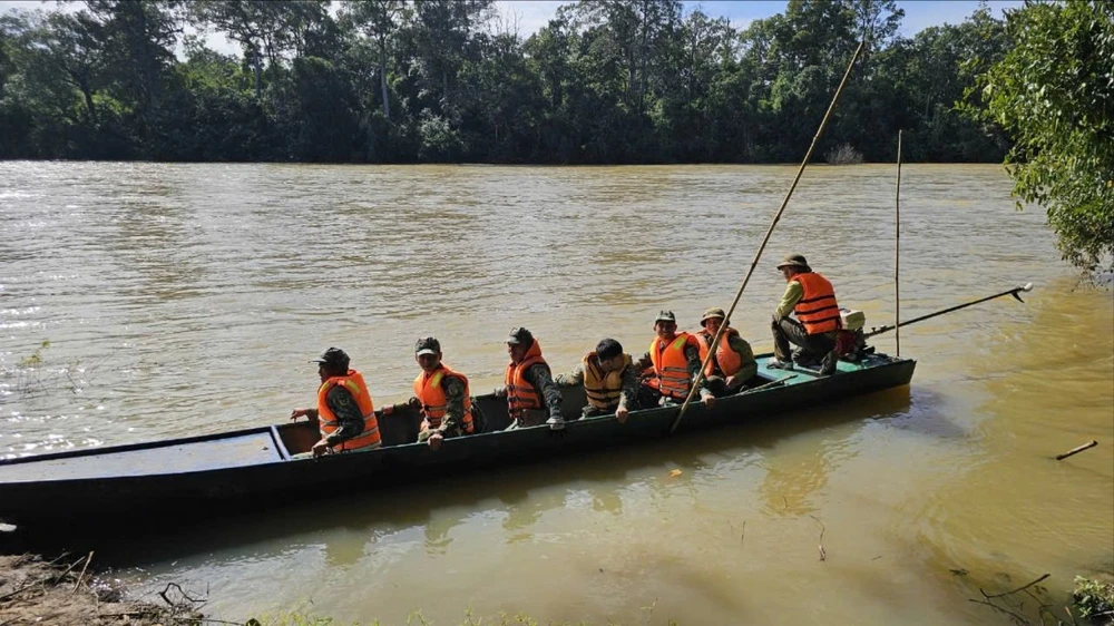 máy bay rơi 004.jpg