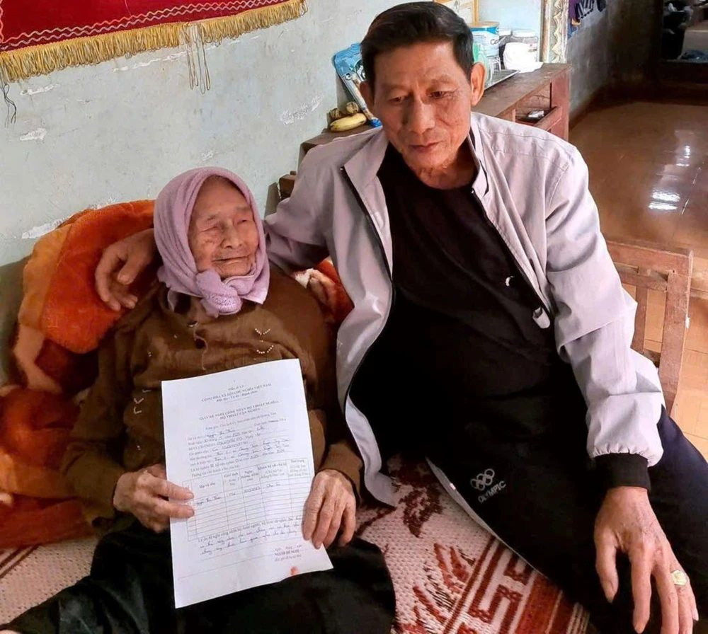 danh sách hộ nghèo 2.jpg