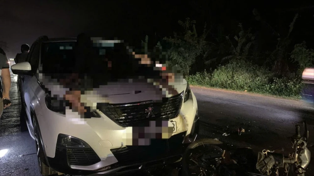 tai nạn liên hoàn.jpg