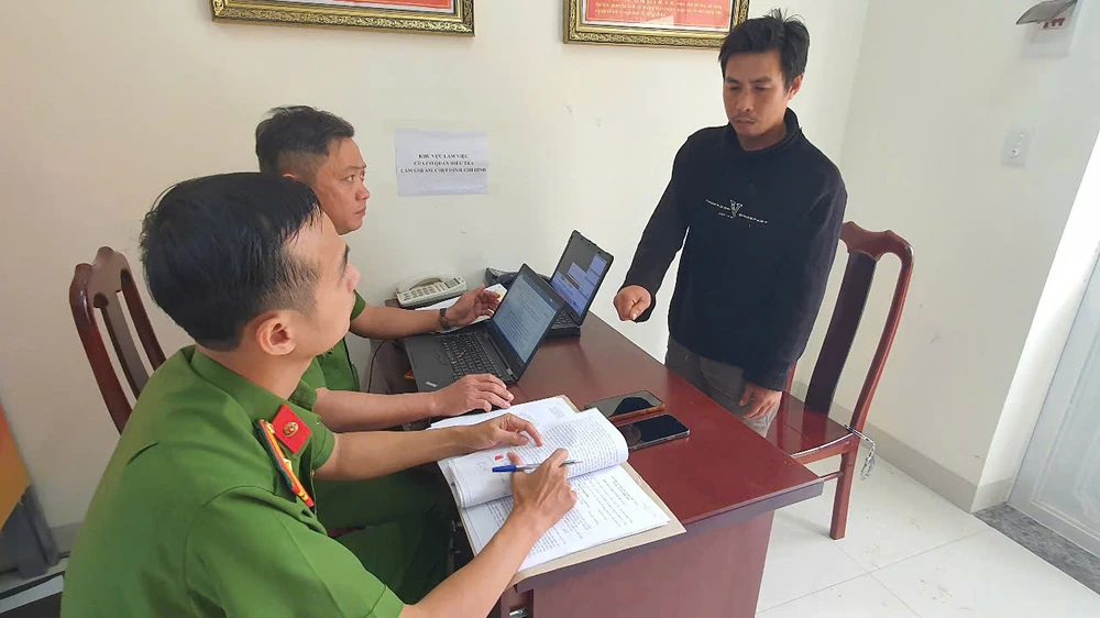 Người đàn ông gây án mạng sau khi bị người yêu tát vào mặt