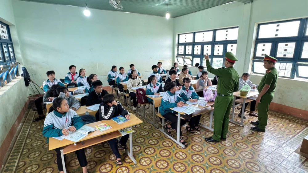 tai nạn pháo nổ 2.jpg