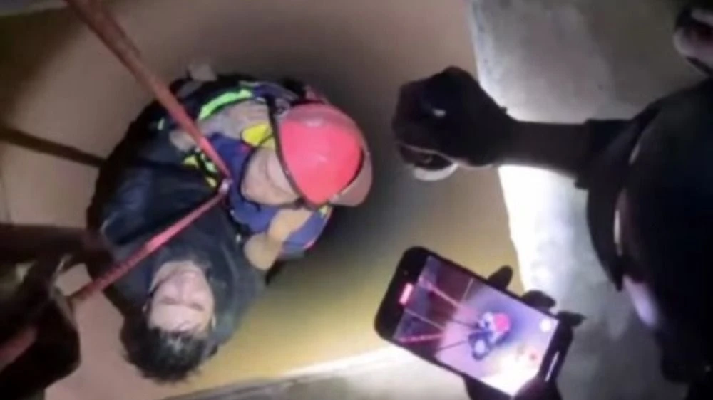 rơi xuống giếng 1.jpg