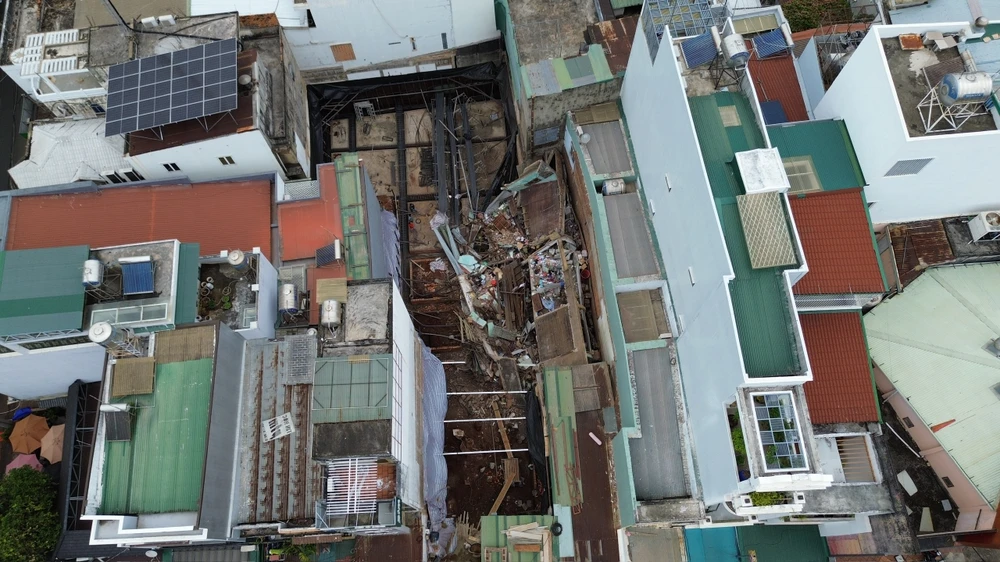 nhà bảy tầng 3.jpg