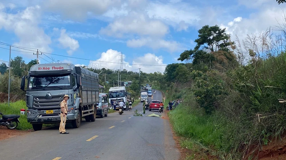 TAI NẠN LIÊN HOÀN.jpg