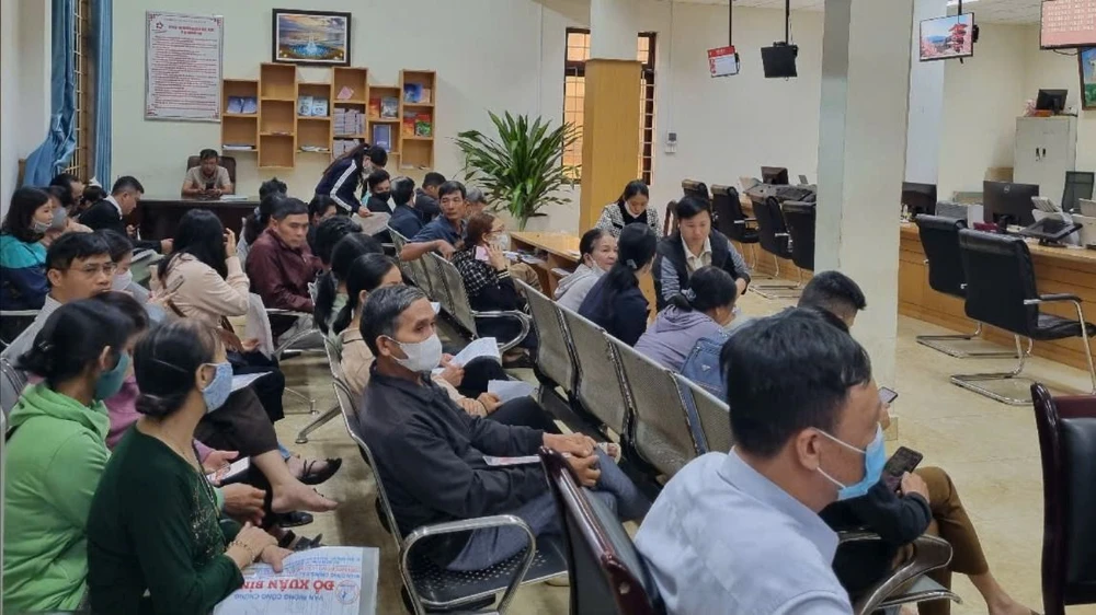 bỏ cấp huyện 16.jpg