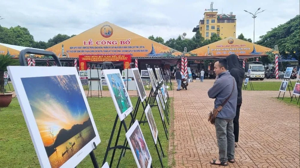 lễ công bố 11.jpg