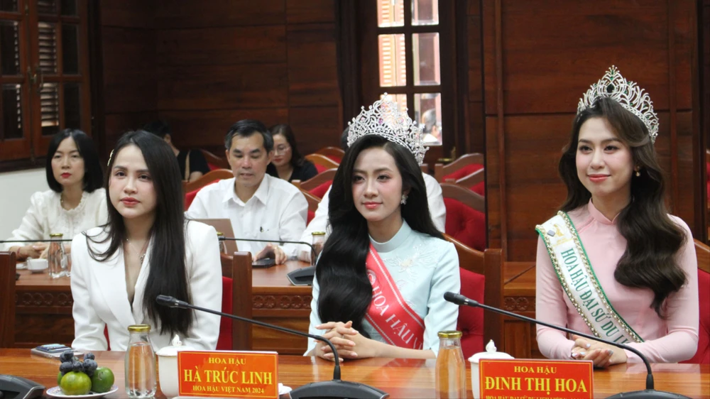 Hoa hậu Hà Trúc Linh 3.jpg