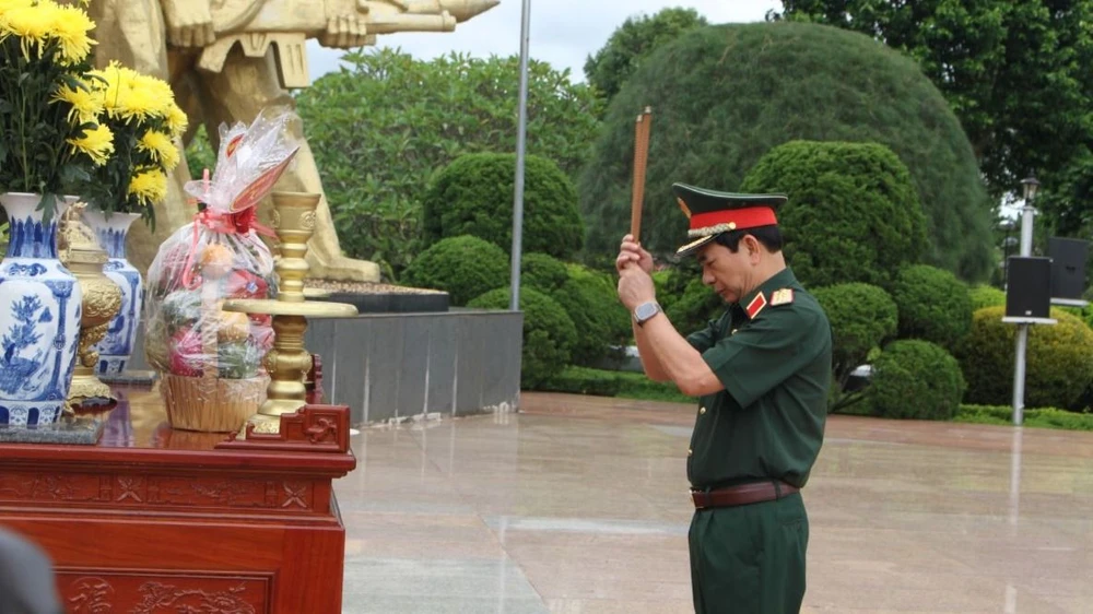 Đại tướng Phan Văn Giang 13.JPG