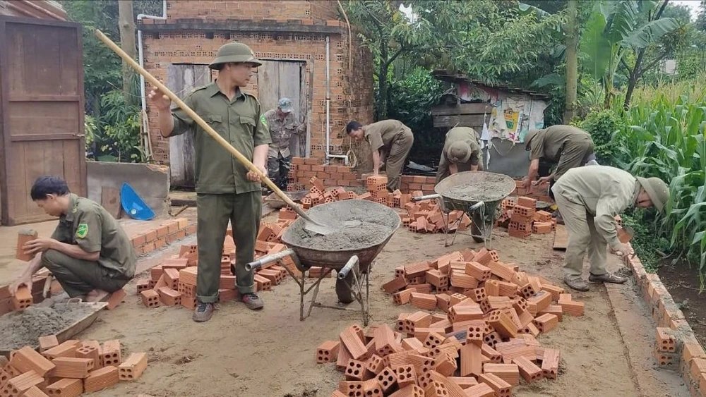 xóa nhà tạm 5.jpg