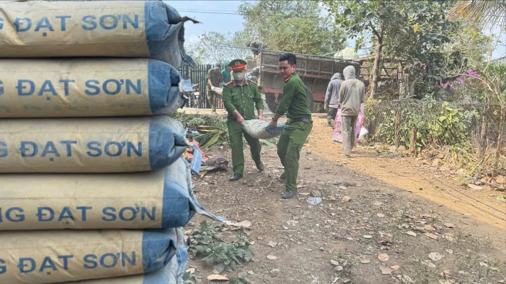 xóa nhà tạm 8.jpg