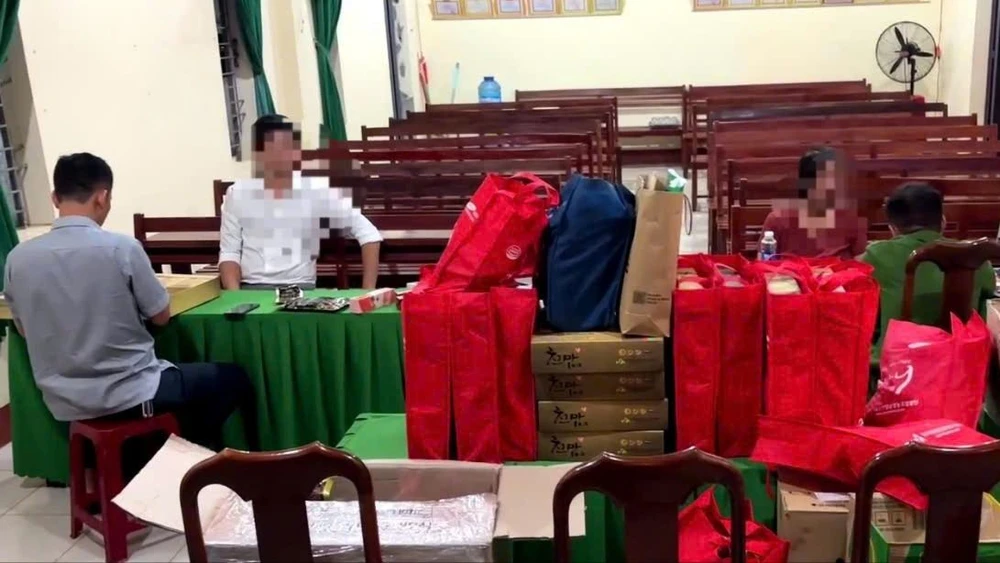 mở hội thảo.jpg